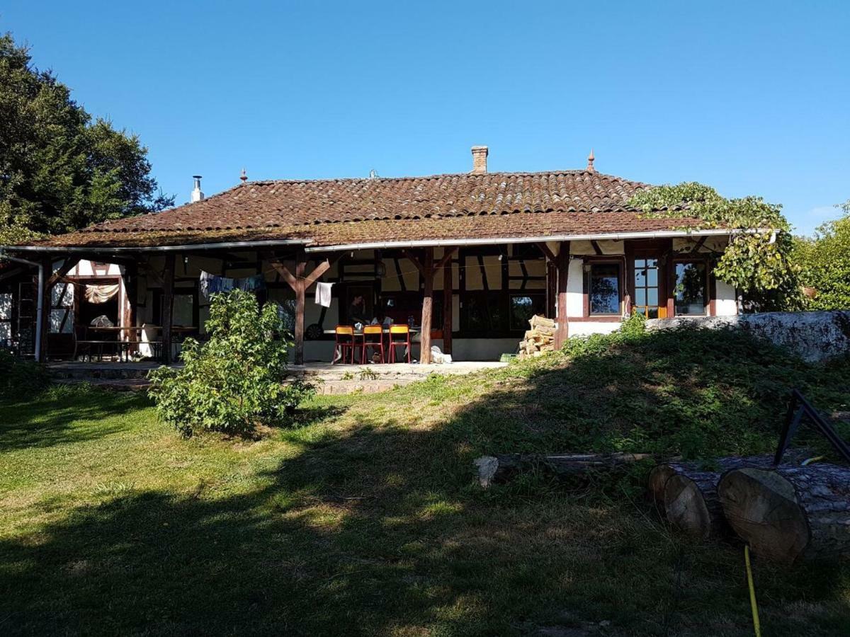 Traumhaus Im Burgund Guest House Montpont-en-Bresse Exterior photo